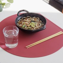 에이드엘 하프문 실리콘 테이블매트, 코랄레드, 388 x 346 mm