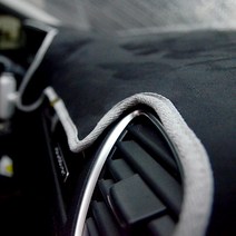 블루코드 섀미 메탈로고 대쉬보드커버 블랙 + 멜란지, 아우디, A4 09~13년(센터스피커 유)