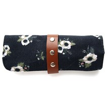 톡톡팬시 가죽 스트랩 롤 펜슬 케이스, 네이비플라워, 1개