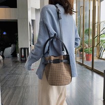 미토 셀리나 체크패턴 버킷백
