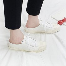 여성용 야니스 둥근코 캔버스 스니커즈 뮬 블로퍼 2cm