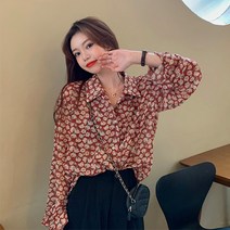 유니제이 캐니틴 플라워 패턴 블라우스