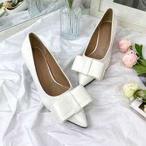 큐티리본 스틸레토 미들힐