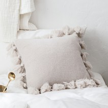 포근 태슬 포인트 쿠션, 크림