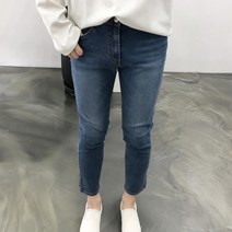 간절기 슬림 스탠다드핏 남자 8부 청바지 데님