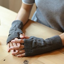 꽈배기 암워머 핸드워머 방한토시 손등토시 니트 손토시