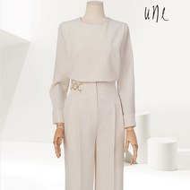 윈 UNE모던심플블라우스