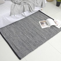 거실 찬바닥 강아지 미끄럼방지 러그 카펫 안방 원룸 감성 발망치 집꾸미기 발소리