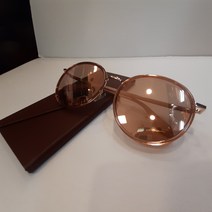 알다 귀엽구 깜찍~캐쥬얼~상큼 발랄~살짝 이쁘게 틴트 렌즈로~밝고 화사~눈이 편하구 시원시원한 핑크계열에 이쁘구 세련된 엣지 9113올 강추~사진 찍을때 필수~