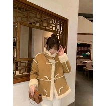 가을 겨울 디자인 스웨이드 코트녀