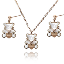 [무배]디에나모 써지컬 목걸이+귀걸이세트 테디베어 목걸이세트 / 화이트&블랙