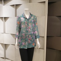 포라리 텐셀 카라넥 여름블라우스 꽃프린트 멋스럽고 세련되어 엄마여름 블라우스로 좋아요 7부소매 시원한소재 격식있는자리 고급지게연출 힙덮는기장 그린컬러 50% 뉴코아울산점