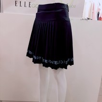 엘르골프 라운딩시 적합하고 스윙시밑단프린트가강조되면서 부담스럽지않게 착장가능한 중기장로고프린트스커트 6I-21803820