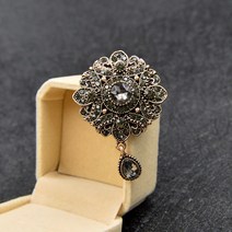 한복브로치 뱃찌 가방뱃지 브롯치 CINDY XIANG 여성을위한 도착 라인 석 빈티지 패턴 브로치 펜던트 블랙 레트로 럭셔리 코트 액세서리 선물105421