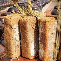 장담그기 국내산콩 100% 전통 재래 메주 1장 (생콩 1.3kg) ( 숯+고추 서비스)