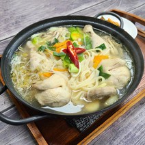 [Mr] 밀키트 닭 한마리가 통째로 파주 닭칼국수 진한육수 쫄깃한 칼국수 (2-3인분)