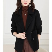 캐주얼한 분위기가 매력적인 여성용 카라코트 빅사이즈로 다양한 체형에도 잘 어울리며 심플한 디자인으로 코디하기 쉽습니다