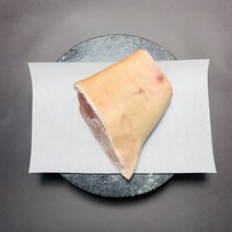 [고기선생] 돼지족발 앞다리 장족 돈학(장족 발목절단) 쫄대기 1kg 족발용 슈바인학센 찜용 탕용 수육용 캐나다산, 1개, 1kg이상 보쌈용 - 통장족(발목절단)