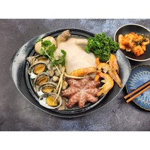 [통영산지직송] 기력보충 일등 보양식 해신탕 해산물 새싹삼 삼계탕 밀키트 해물 문어 전복 새우 약재 해물탕 초복 중복 말복 캠핑, 1개, 1.6kg