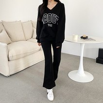 어바웃 브이넥 맨투맨 나팔바지 세트