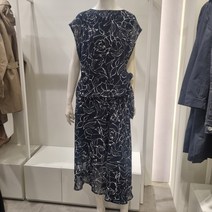 올리비아로렌 [플라워프린트 캡소매 롱원피스] 멋스럽고 러블리한 무드로 레이어드 한듯한 허리 절개 원피스 VOCOAYM5231