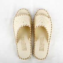 펀칭봉합 고급 가죽 실내슬리퍼 거실 실내화 호텔 거실화 병원 유치원 사무실, 아이보리, 1개