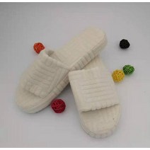 여성 어그 슬리퍼 코스트코 밴딩 털 패딩 퍼 통굽 키높이 양털 뽀글이 밍크 겨울 남자 발편한 다이소 구름 뚱카롱 짱구 상어 퀼트 어린이집교사 천 고양이캐릭터 스마일 방한 신발 20