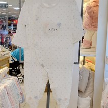 압소바 60% 앙증맞은 패턴의 뱀부 우주복