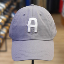 NBA 남여공용 22년 F/W 신상품 애틀란타 호크스 A 이니셜 화이트 자수 포인트 깔끔한 디자인 그레이 칼라 소프트 볼캡 챙 모자