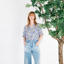 쥬시쥬디 J콜라보프린트네크프릴크롭셔츠 JWWS326L 129306