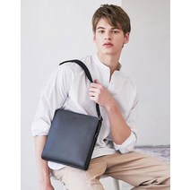 22FW [DAKS CLASSIC] 블랙 가죽 지퍼 크로스백 DBBA2F802BK