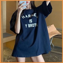 티셔츠 라운드 티 심플 무지 추천 빅 사이즈 루즈 오버 핏 영문 반팔 베이직 레터링 봄 여름 가을 옷 여성 여자 의류 상의 의상 여친 룩 트렌드 스타일 코디 의상 대학생 외출 패션 패셔니스타 디자인 룩북 유행 LK-T16