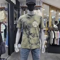 버커루 22 FW NEW 남성 스퀘어 EAGLE 프린트 반팔티셔츠