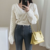 블링앤수 여성 캐주얼 브이넥 기본핏 꽈배기 니트 KZZ316