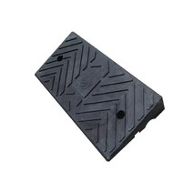 [무료배송]우리안전 차량진입판모음 카업 차량손상방지 장애인경사로 휠체어진입판