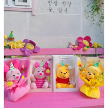 디즈니 정품 푸우 피글렛 인형꽃다발 선물세트 /생일선물 응원 축하 로즈데이 곰돌이푸 꽃배달, 꼬깔푸우+종이백+꽃한송이다발, 분홍색종이백, 홀로그램장미