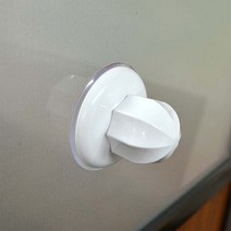 힘찬쇼핑_ 국산 흡착식 창문 손잡이 2개 베란다 안전 현관 유리문