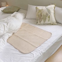 4겹 뽀송면 방수 생리패드 침대 매트 이불 깔개 초경 선물 (3 사이즈), 디자인1(브라운/화이트)