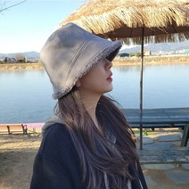느와드코코 후드햇 털 챙 보넷 베이직 핏 심플 겨울 여자모자