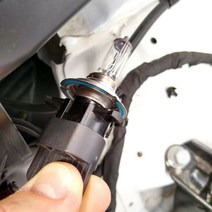 자동차배터리케이블 H7 LED 할로겐 헤드라이트 전구 어댑터 홀더 소켓 2 개 현대 호환 소나타 2009- 투싼 벨로스터 제네시스 쿠페용 베이스