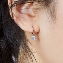 [빠른배송] 도로시 14k 18k 클래식 샤인큐 & 파스텔 러브몬드 큐빅 원터치 링 10대 20대 30대 여자 금 귀걸이(4type)