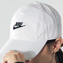나이키 남녀공용 캡모자 오버핏 사이즈조절 야구모자 퓨추라로고 코튼 커플 볼캡 화이트