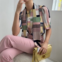 스퀘어패턴 스카프 반팔블라우스
