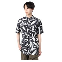 Volcom 남성용 Echo Leaf 반소매 버튼 다운 하와이안 셔츠 블랙. X-Small