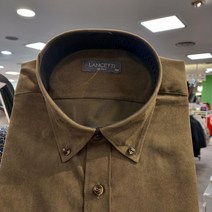 란체티 카라 버튼 일반핏셔츠겸 남방 구김이적고 어디에도 잘어울림!!