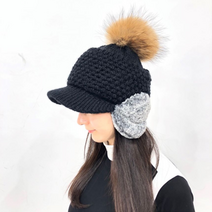 로로얼로이 여성 겨울 골프 그라데이션 퍼 방울 귀마개 니트 골프모자, 블랙