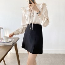 빅카라 브이넥 리본끈 나팔소매 프릴 블라우스
