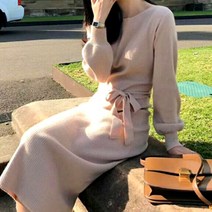 로야크 라운드넥 슬림핏 니트 롱 원피스