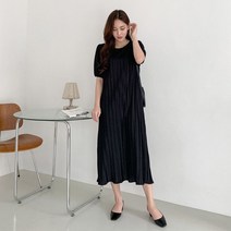 리엘라 롱올슨 배색 러쉬 플리츠 원피스