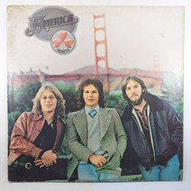 (중고LP 물세척) AMERICA/ AMERICA HEARTS/ 1978년 라이센스/ 자켓 닳음 얼룩 있음/ 음반 상태 A